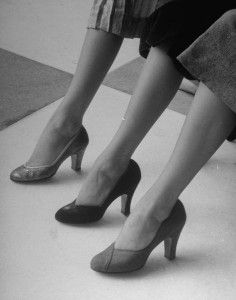 HIGH HEELS
